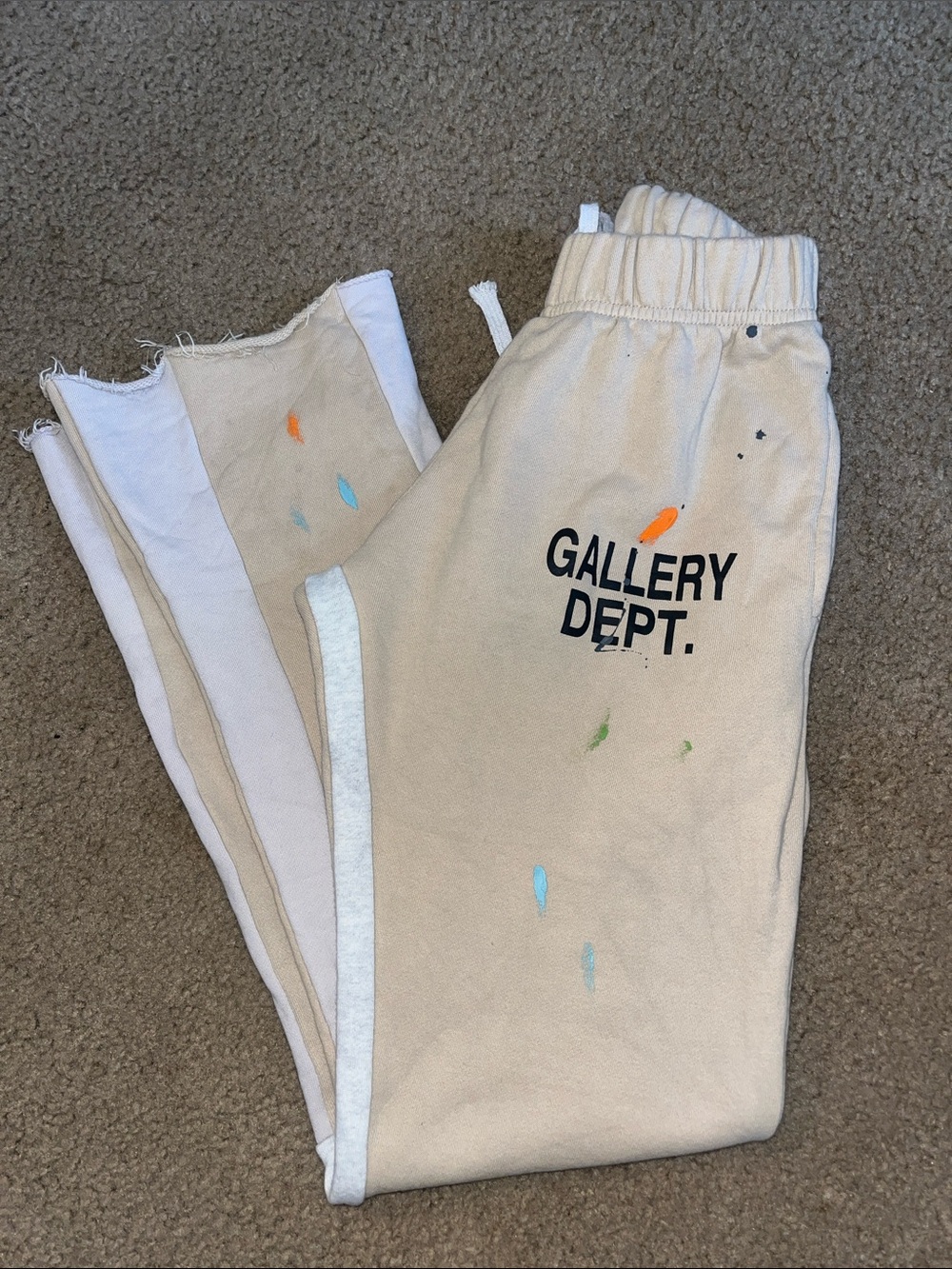 Gallery Dept Beige Sweatpants with Paint Splatters